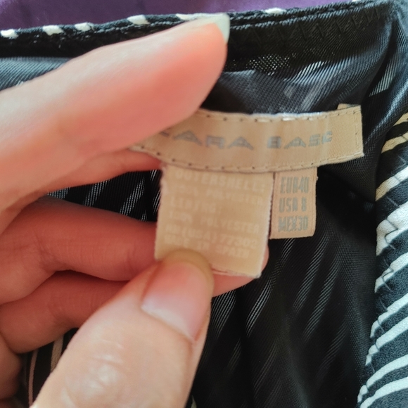 ZARA Black and White Diagonal Striped Skirt (Size 8) - Picture 3 of 5